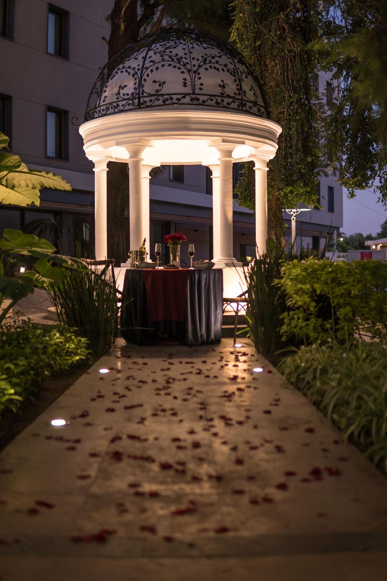 Hotel Ronda Minerva Guadalajara Dış mekan fotoğraf